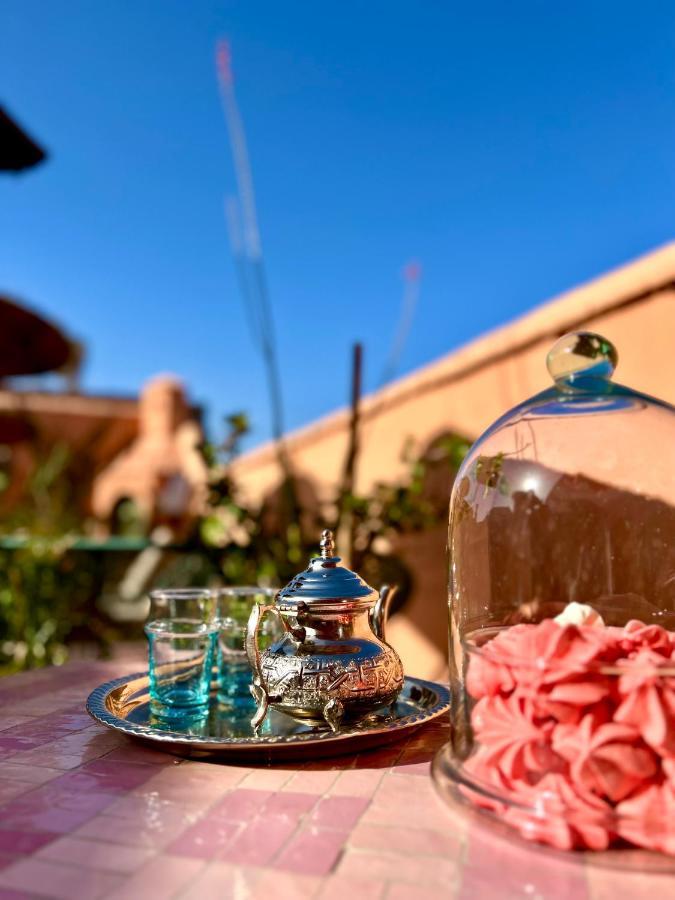 Hotel Riad Lauriers Blancs Marrakesh Exterior foto